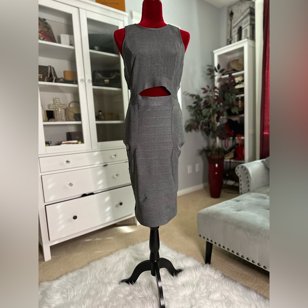 Pre-loved bandage dress , fits over the knee